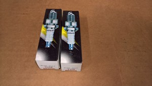 (QTY 2) NEW Denso Q16R-ZU11 Spark Plugs 3154