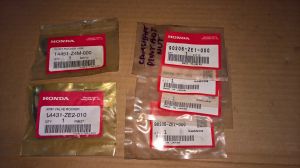 NEW GENUINE Honda GX Rocker Arm Pivot Parts 14431-ZE2-010 14451-Z4M-000 90206-ZE1-000