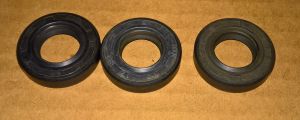 (Qty 3) NEW 17mm x 32mm x 7mm NAK Shaft Oil Seal
