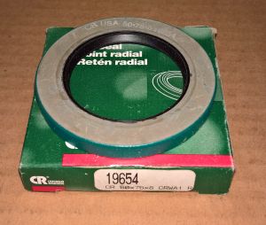 NEW CR Chicago Rawhide 19654 Shaft Oil Seal 50mm x 65mm x 8mm 50x75x8