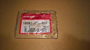 NEW Genuine Honda GX160 GX200 Exhaust Gasket 18381-ZH8-800