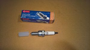 NEW Denso U27ESR-N U27ESRN Spark Plug 4131