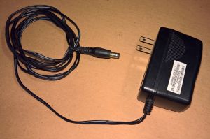 Netgear SAL012F1 ( 332-10366-01 ) AC Adapter Power Supply 12.0V 1.0A
